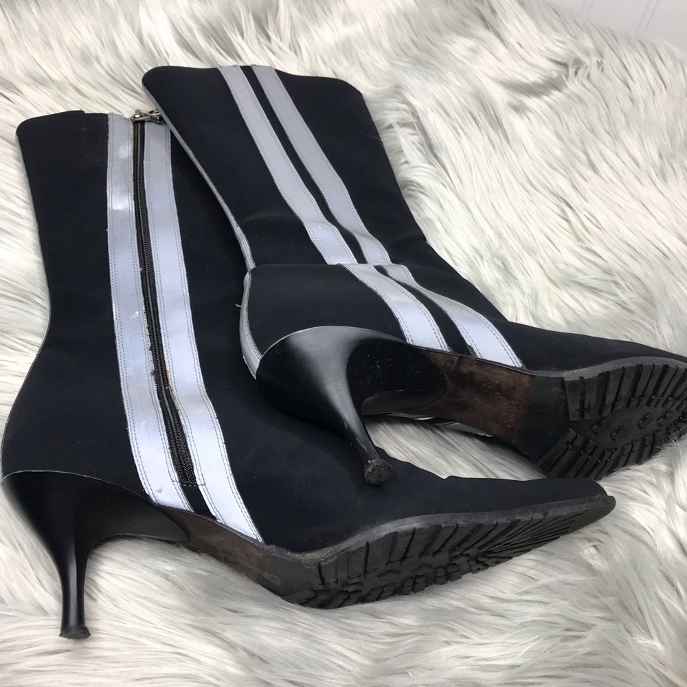 Donald J Pliner Ryoko Black & Silver Boot